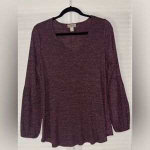 One World Women’s Lantern Sleeve‎ Top Size M